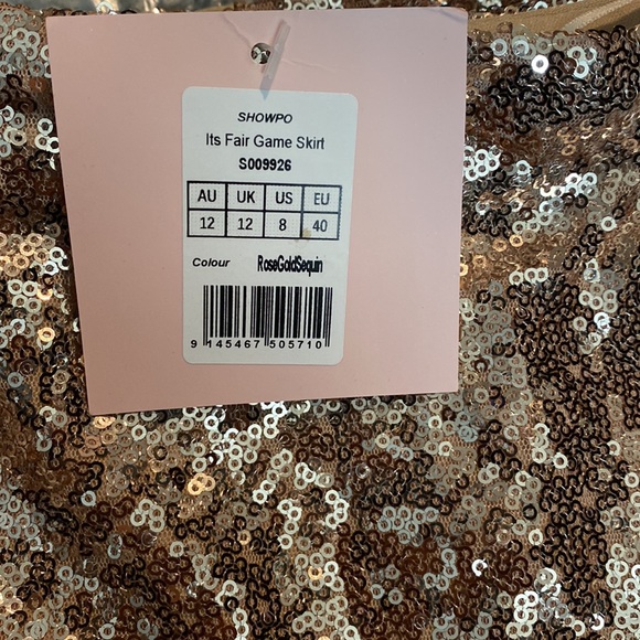 ITS FAIR GAME SKIRT IN ROSE GOLD SEQUIN - Picture 7 of 8
